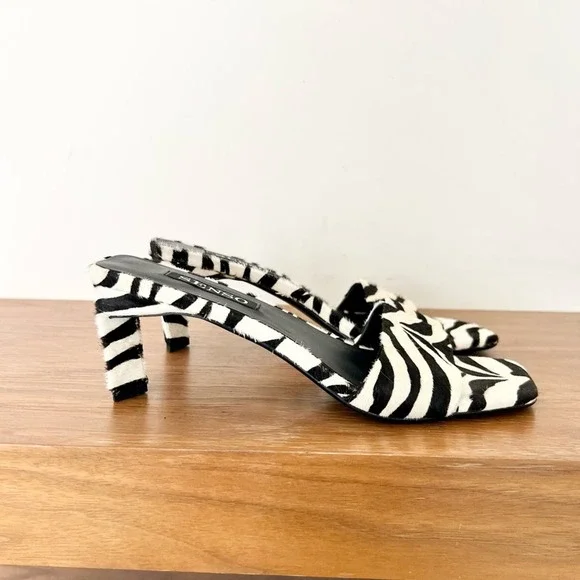 SENSO Zebra Print Open-Toe Slide Sandals in Black and White - Picture 2 of 9